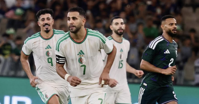 المنتخب الجزائري يفوز وديا على نظيره السعودي